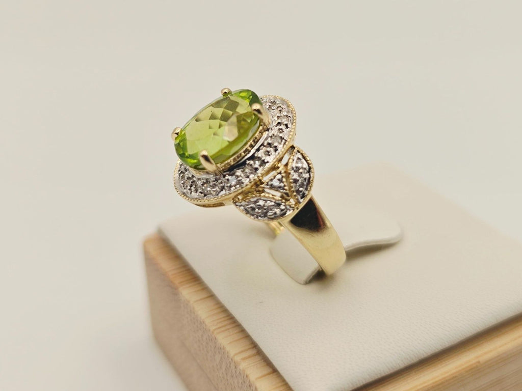 Gold Ring 585 Gold Peridot 22 Brillanten 14 KT Gr 50