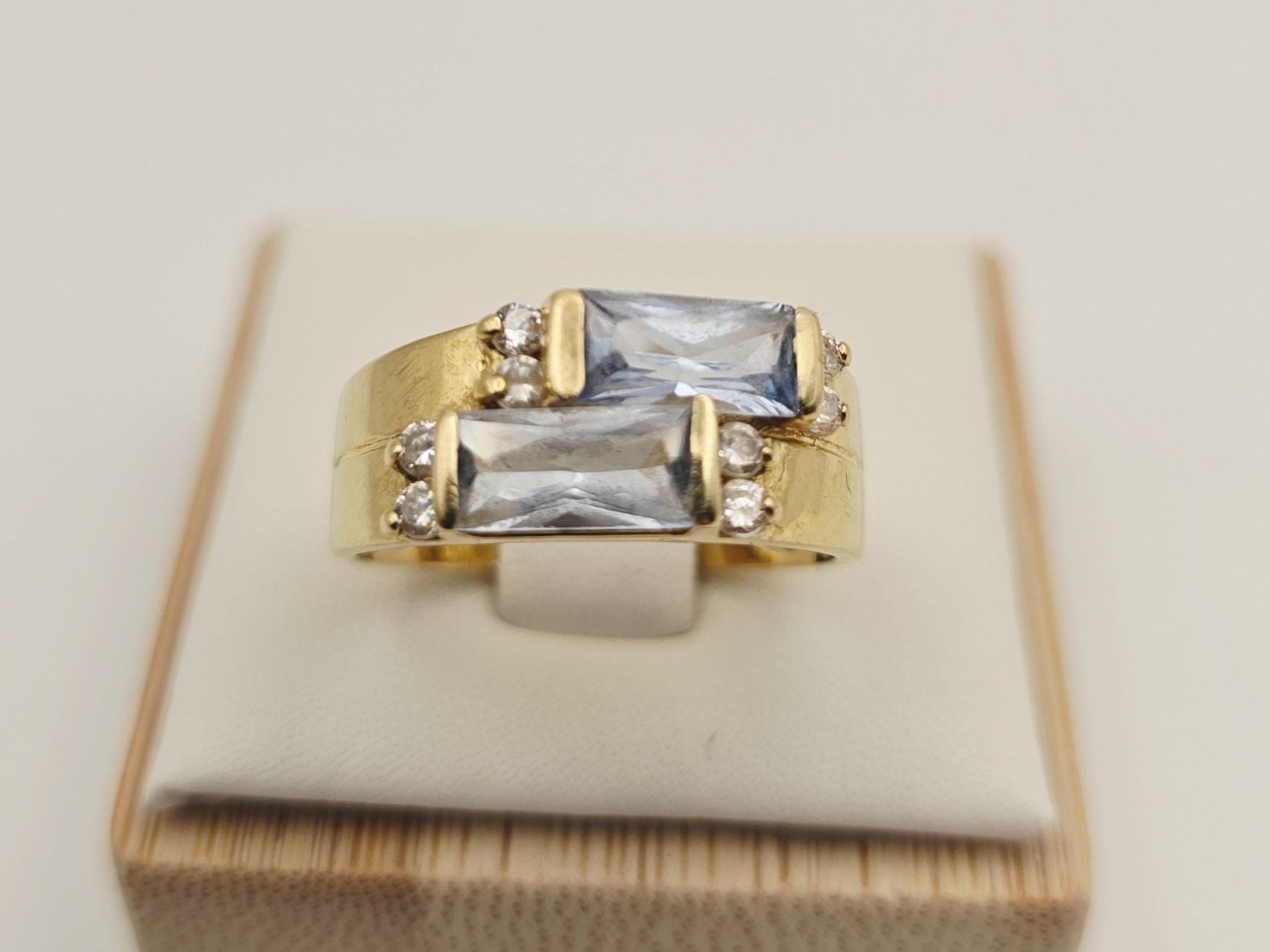 Gold Ring Spinell 750 Gold 18 KT Gr 56
