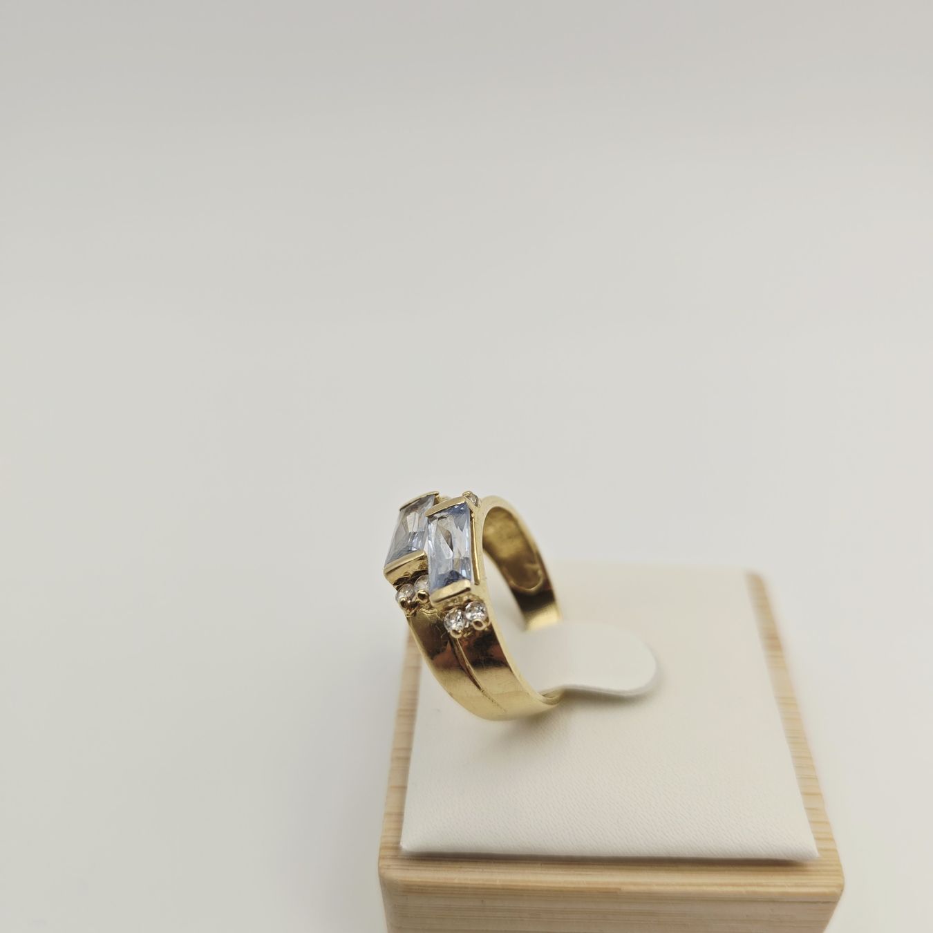 Gold Ring Spinell 750 Gold 18 KT Gr 56
