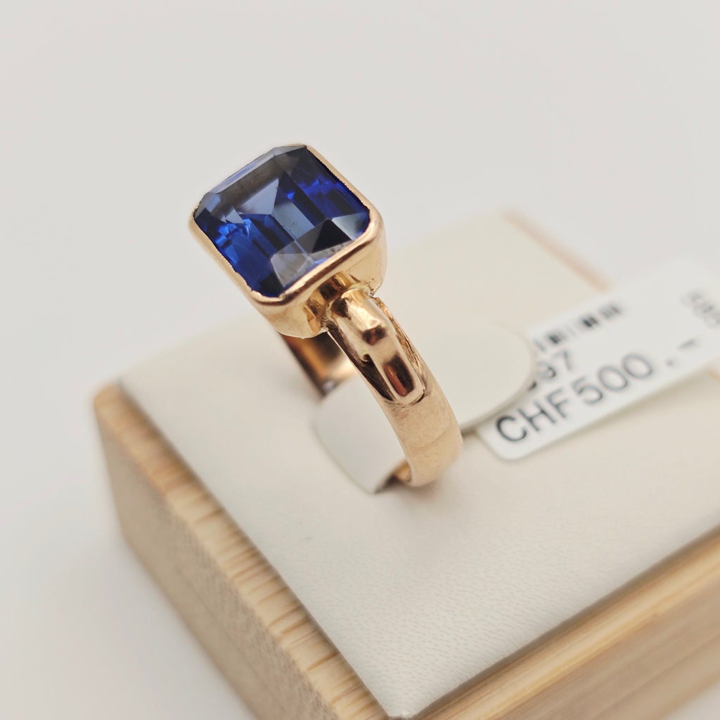 Gold Ring 14 kt Blauer Spinell 585 Gold Gr 55