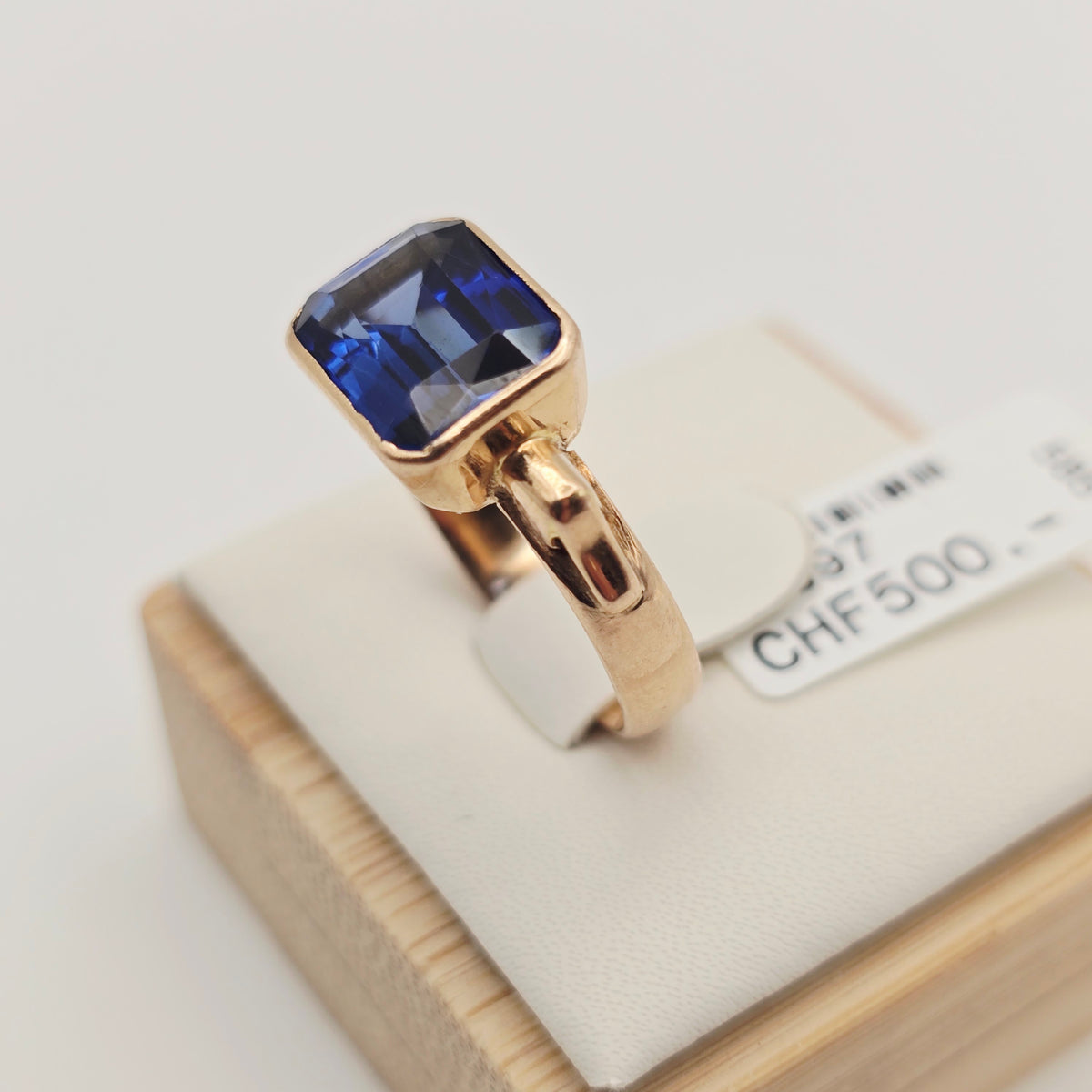 Gold Ring 14 kt Blauer Spinell 585 Gold Gr 55